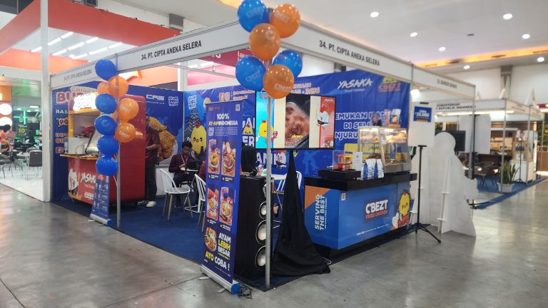 C'BEZT and Yasakas' booth at IFBC Jogja Expo